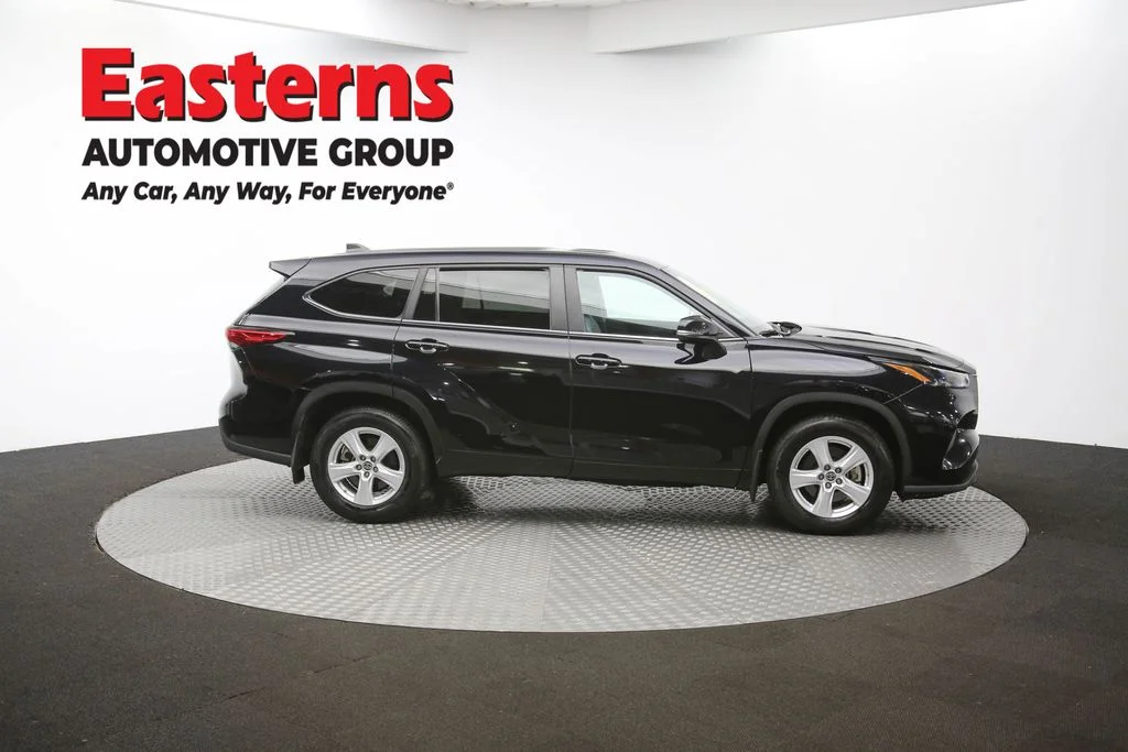 Used 2023 Black Toyota L image 45