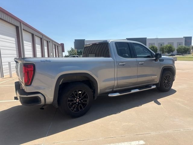 Used 2023 Gray GMC Elevation image 5