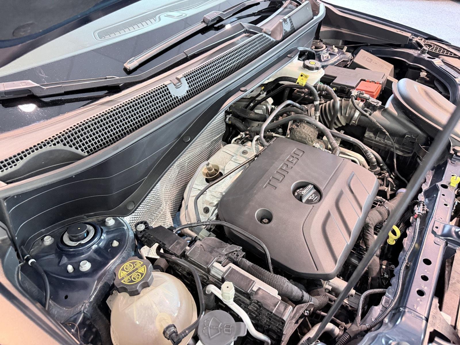 Used 2023 Sapphire Metallic Buick Essence image 52