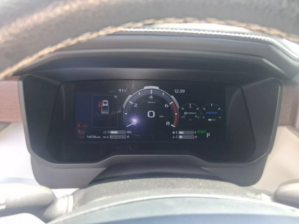 Used 2024 L-bk Toyota Capstone Hybrid image 11