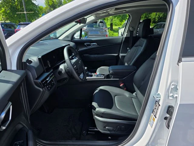 New 2026 Glacial White Pearl Kia EX image 16
