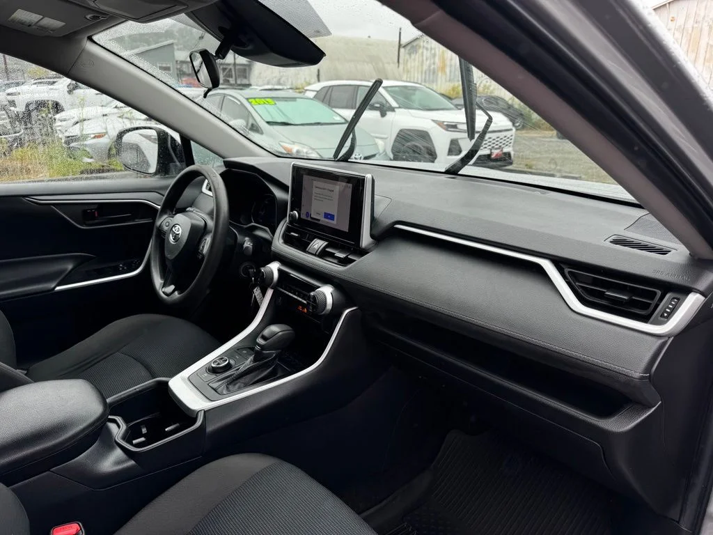 Used 2023 Silver Toyota LE image 15