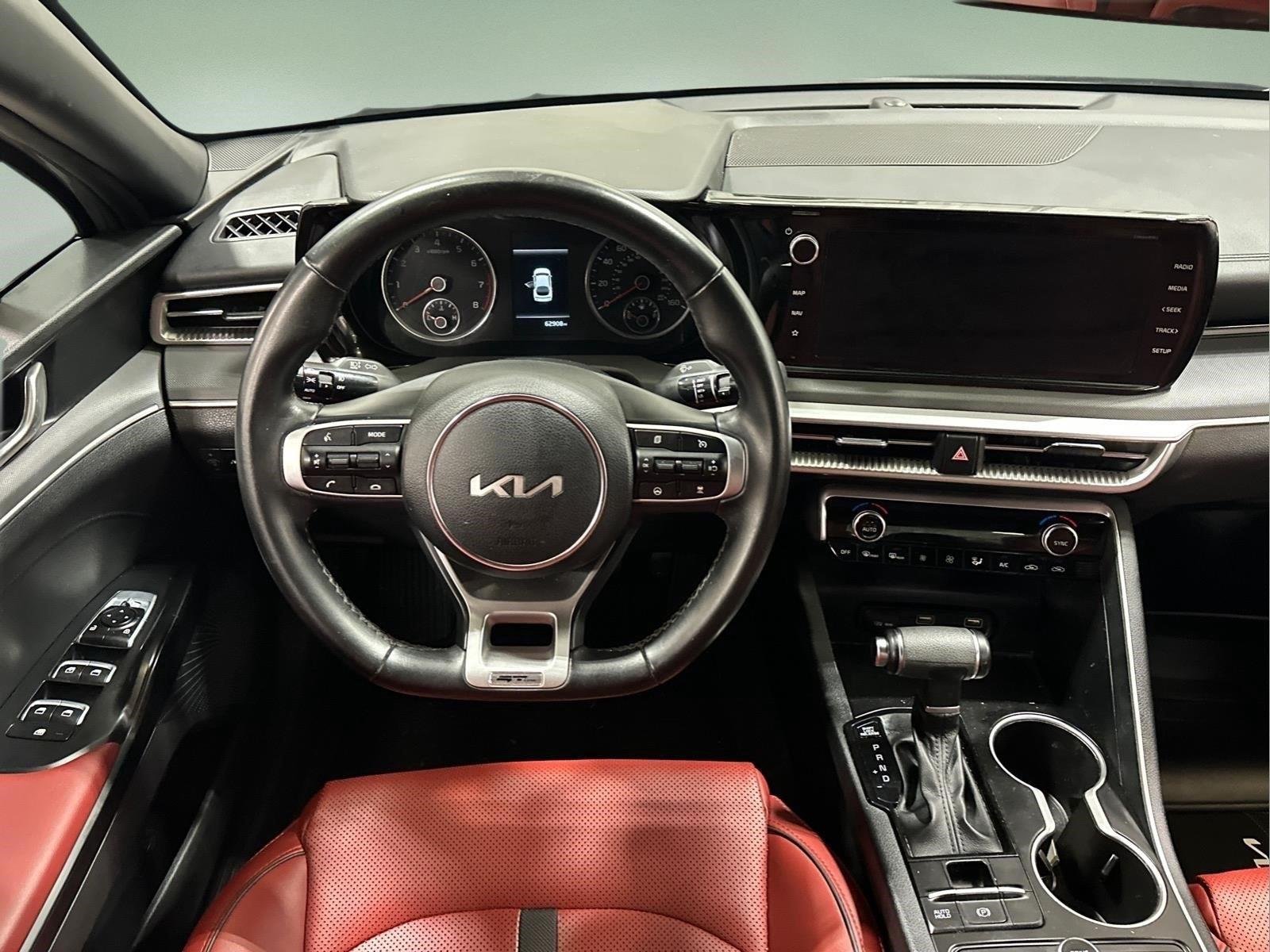 2023 Kia K5 GT-Line - Photo 18