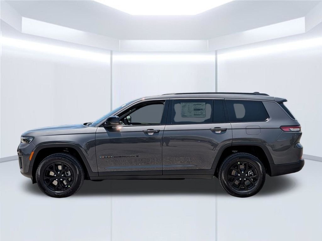 New 2026 Baltic Gray Metallic Clear-Coat Exterior Paint Jeep Altitude image 2