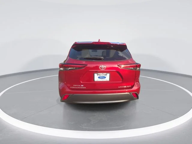 Used 2022 Red Toyota Limited image 7