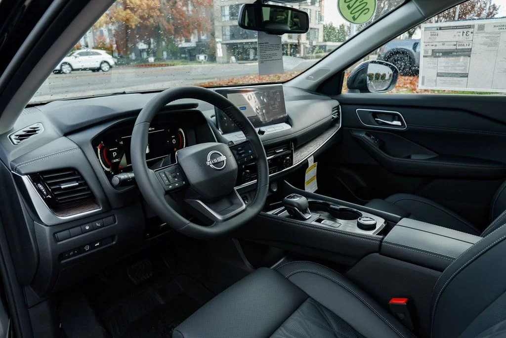 New 2026 Super Black Nissan Platinum image 23