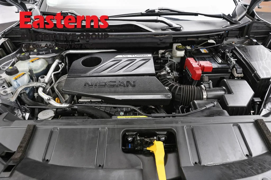 Used 2023 Gray Nissan SV image 7
