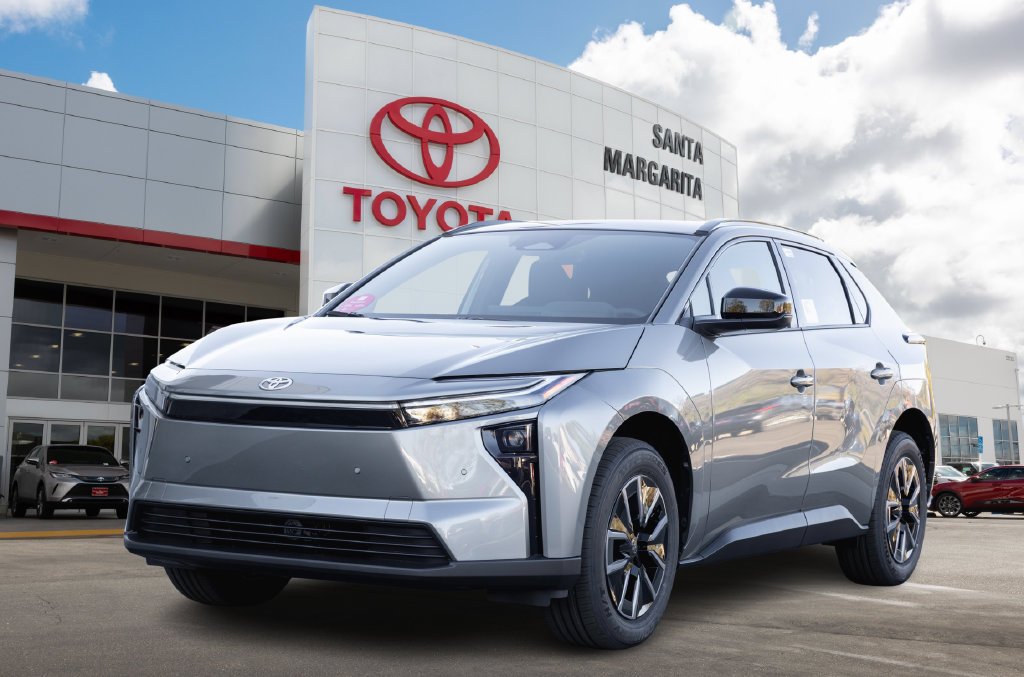 2027 Toyota bZ XLE
