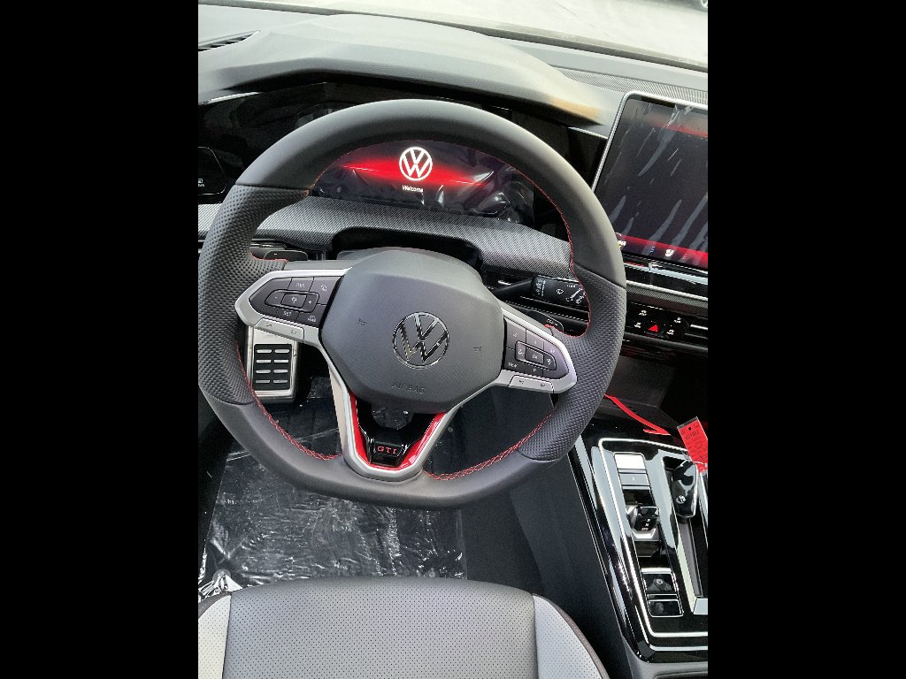 2026 Volkswagen Golf GTI SE - Photo 8