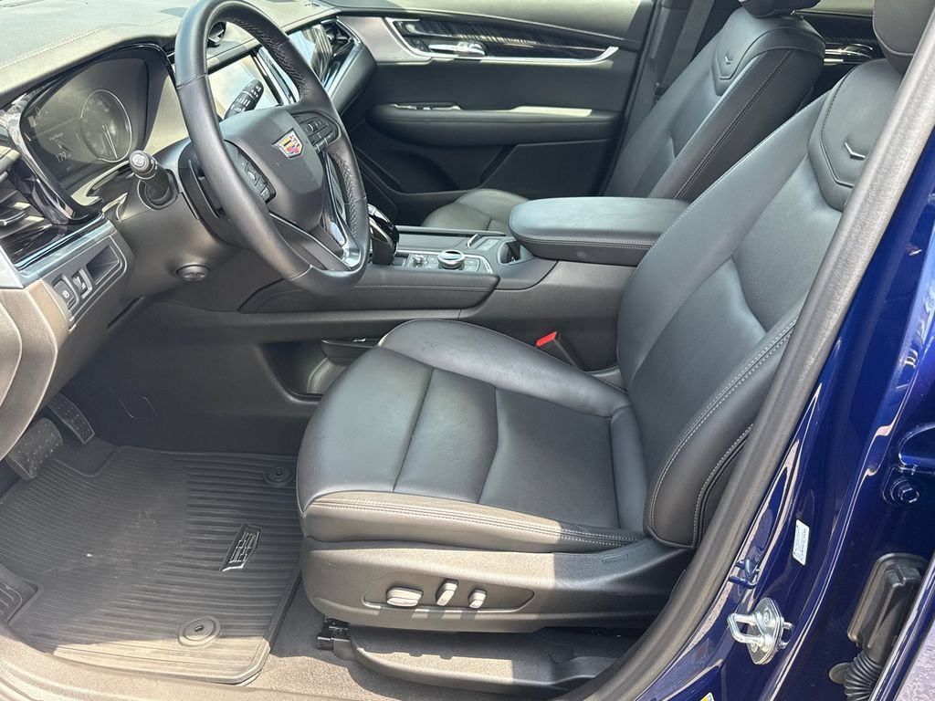 2025 Cadillac XT6 Premium Luxury - Photo 9