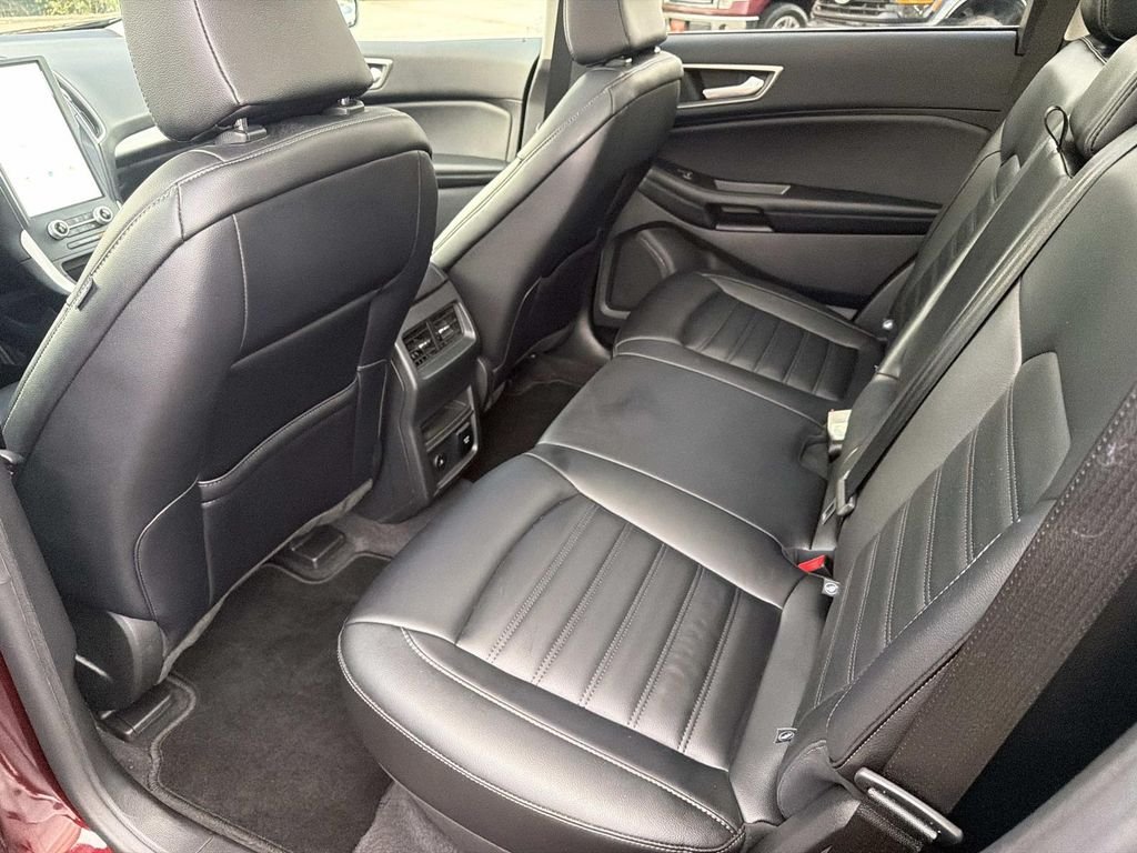 Used 2024 Red Ford SEL image 15