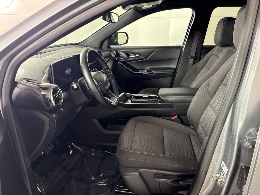 Used 2025 Gray Chevrolet LT image 24