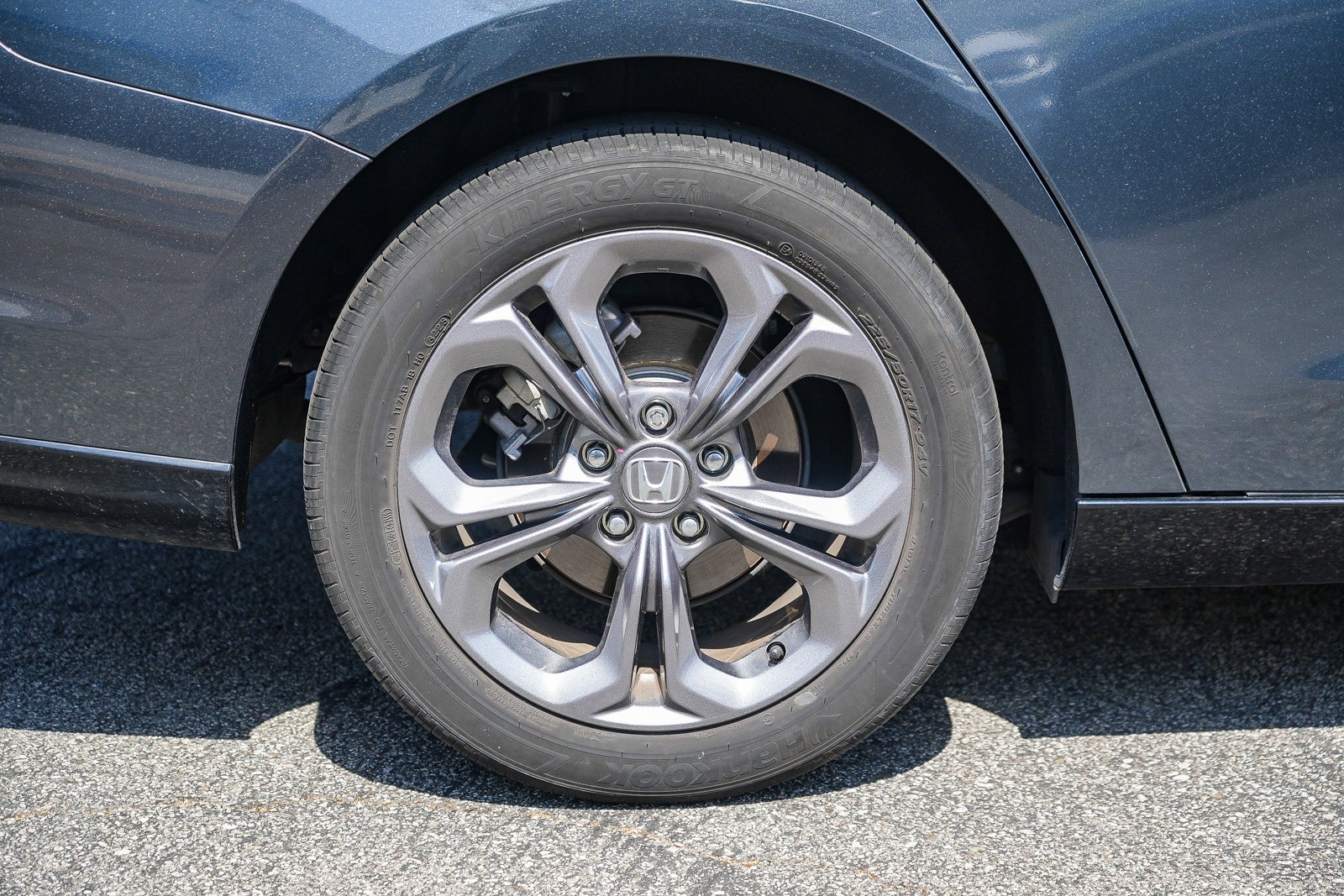 Certified Used 2024 Meteorite Gray Metallic Honda EX-L image 14