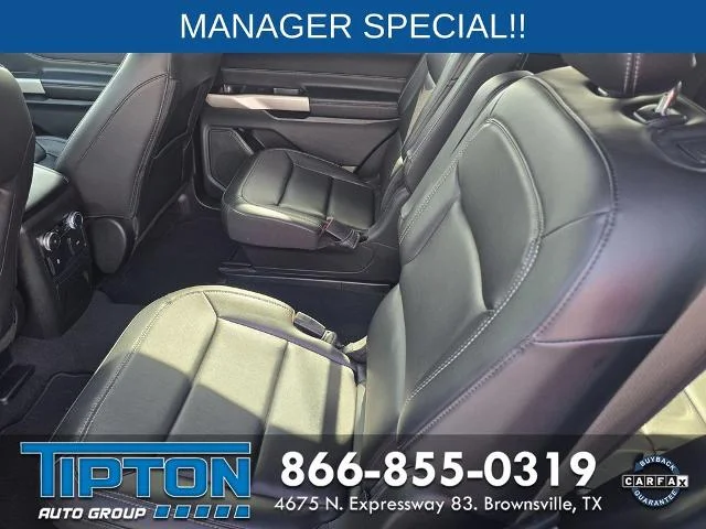Used 2022 White Ford XLT image 36