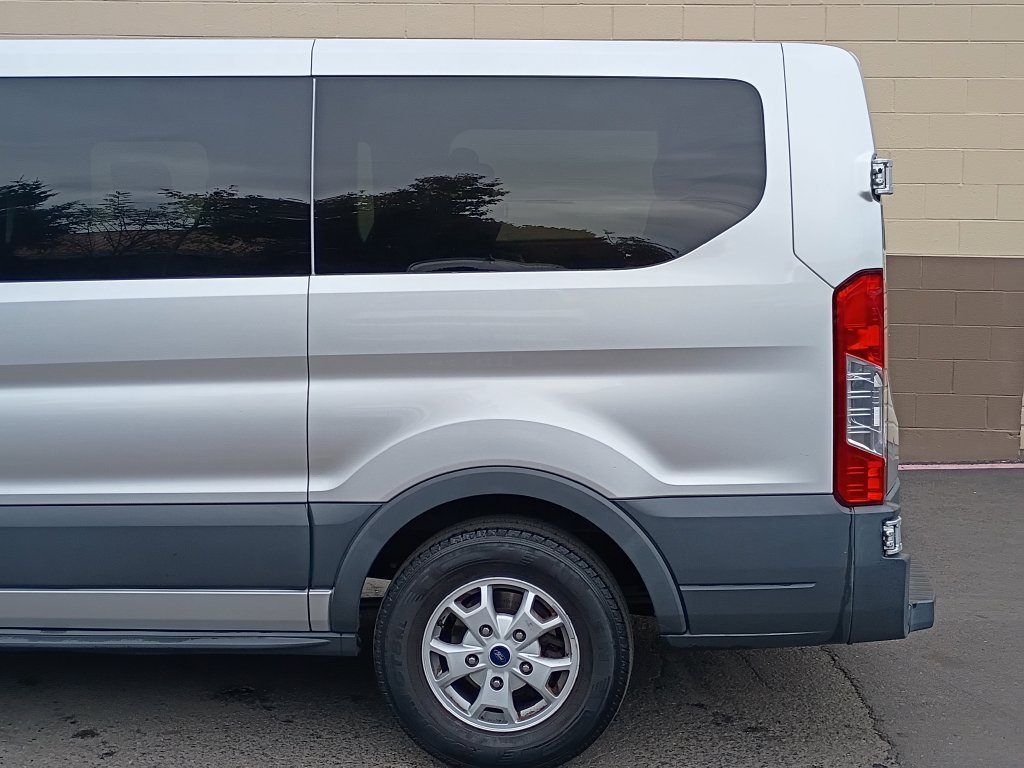 Used 2015 Ingot Silver Ford XLT image 8