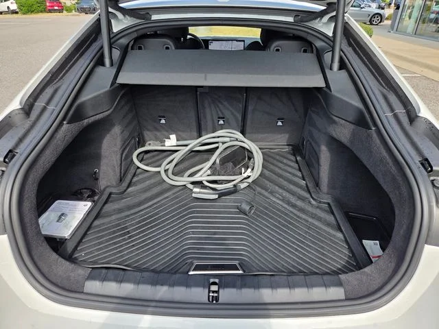 Used 2023 White BMW eDrive40 image 19