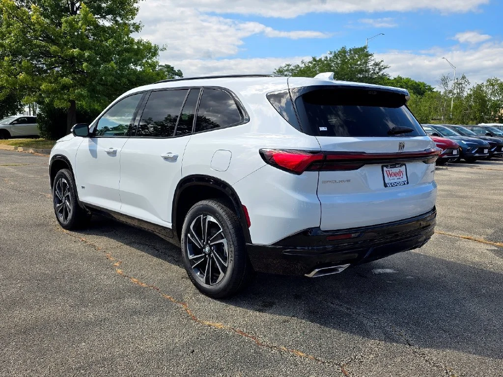 2026 Buick Enclave Sport Touring - Photo 10