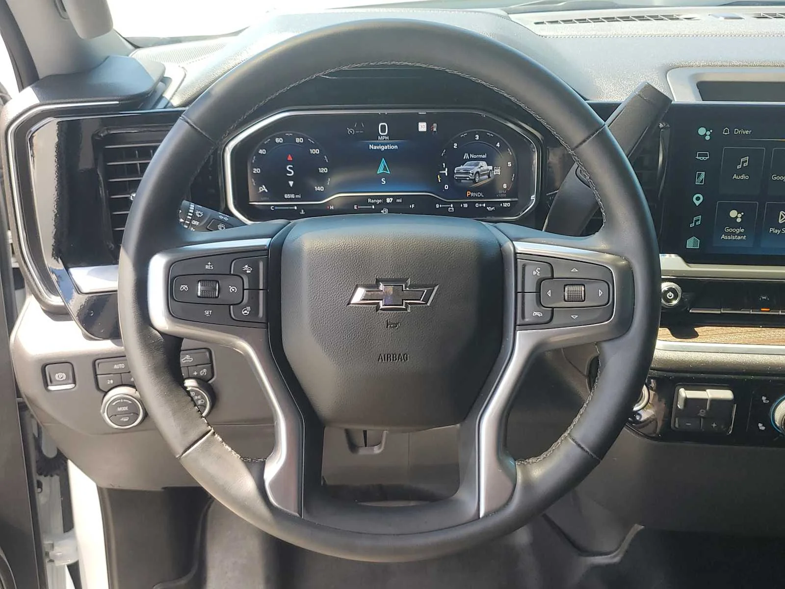 Used 2025 Summit White Chevrolet RST image 11