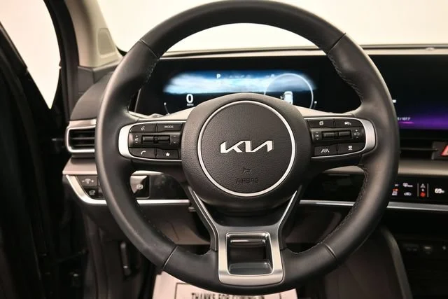Used 2025 Gravity Gray Kia SX image 14