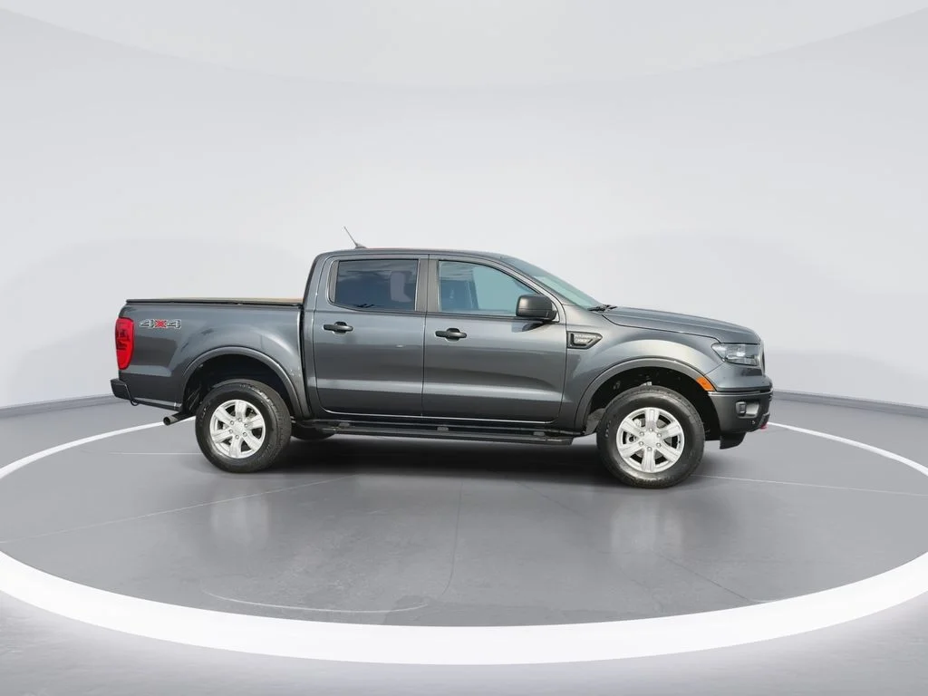 Used 2019 Gray Ford XLT image 3