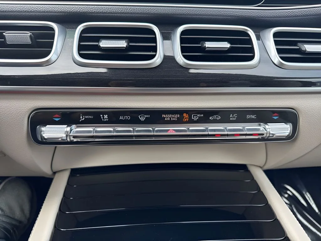 Used 2020 White Mercedes-Benz GLE 350 image 19
