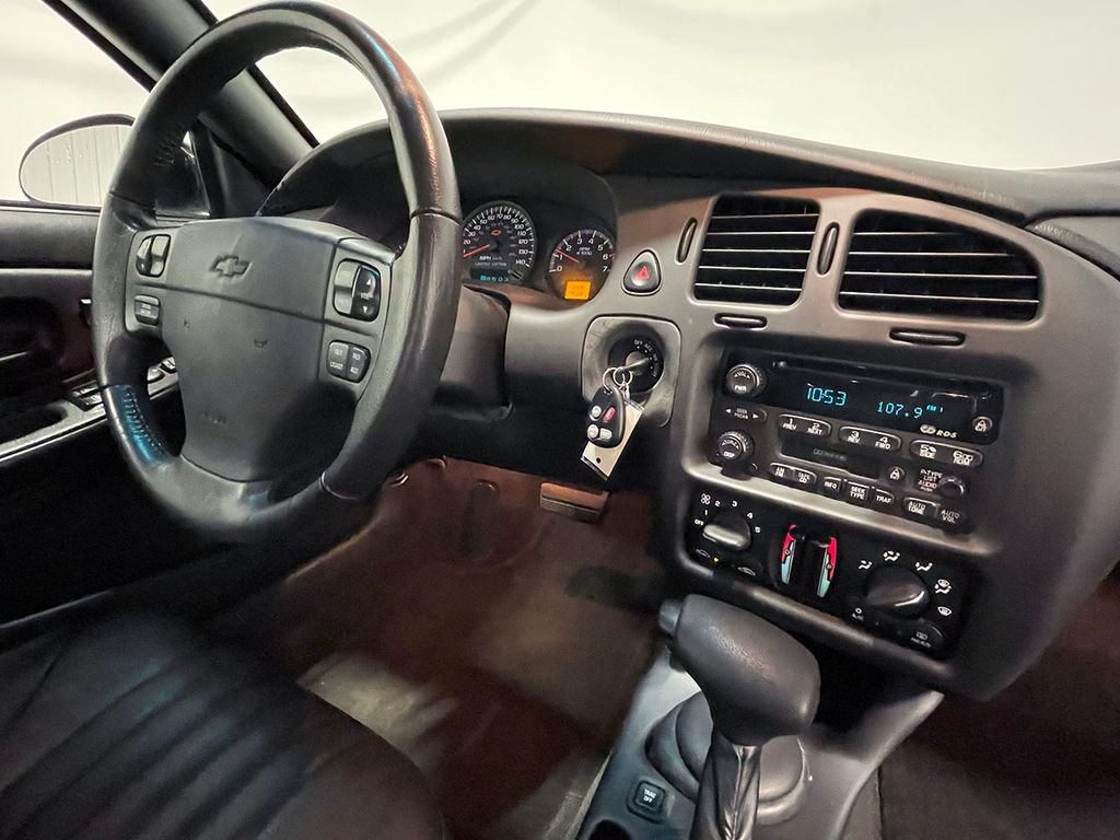 Used 2001 Black Chevrolet SS image 84