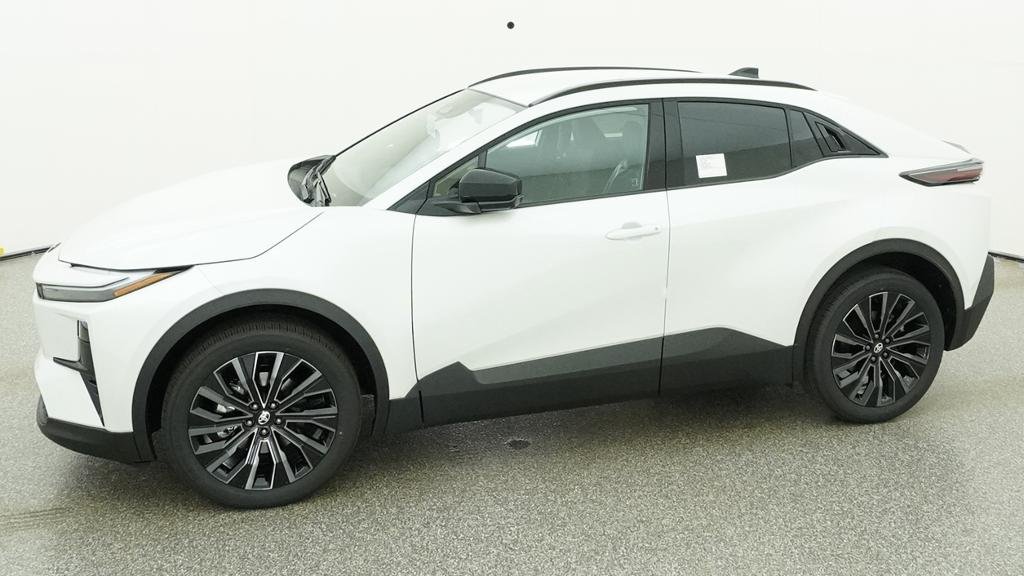 New 2026 Wind Chill Pearl Toyota XSE image 5