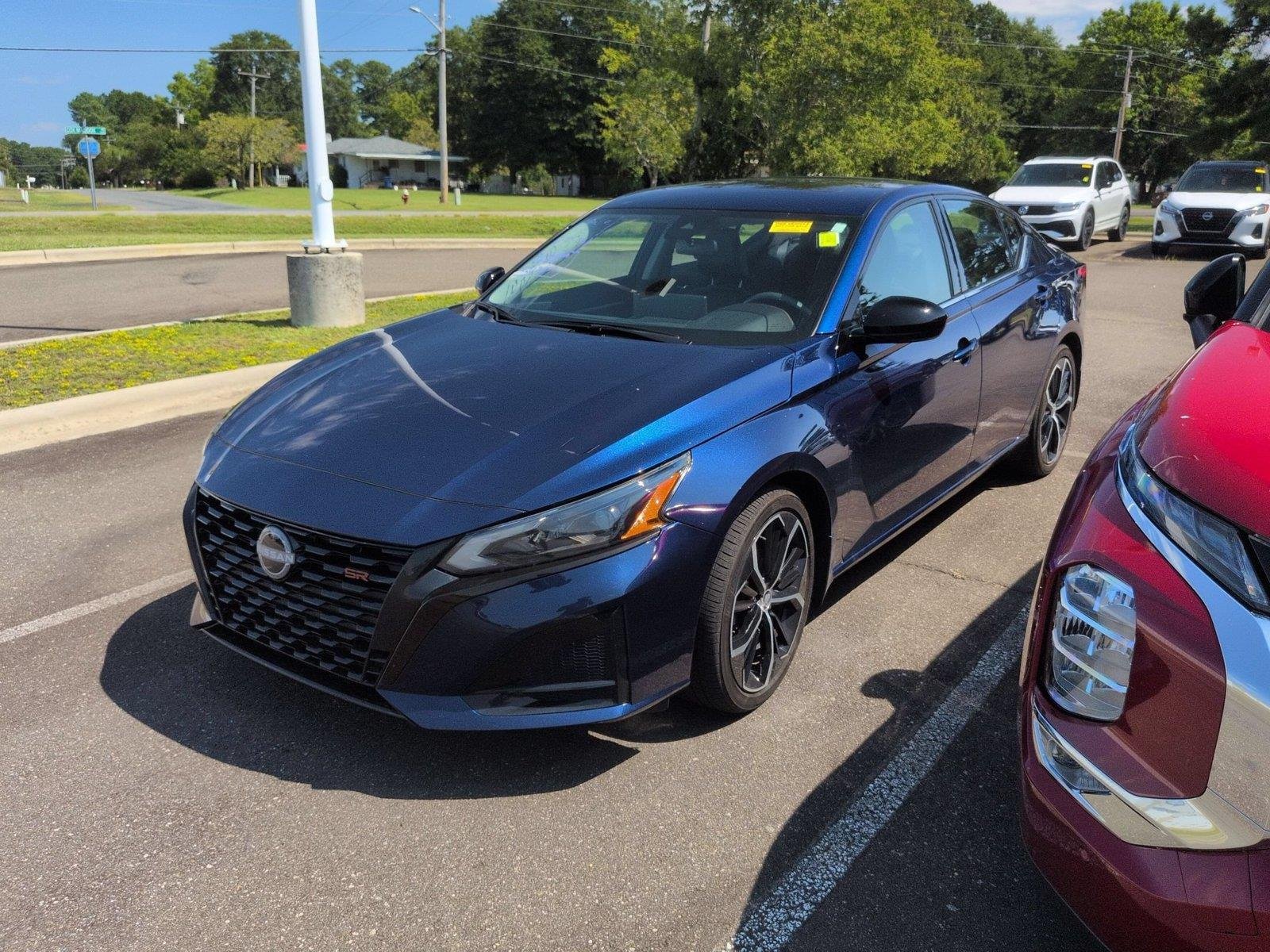 Used 2024 Deep Blue Pearl Nissan 2.5 SR image 1