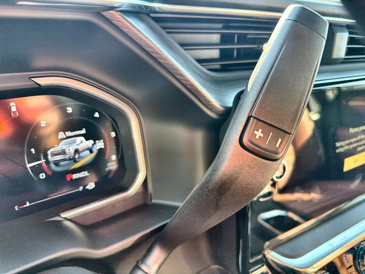 2026 GMC Sierra 3500HD Denali Ultimate - Photo 14