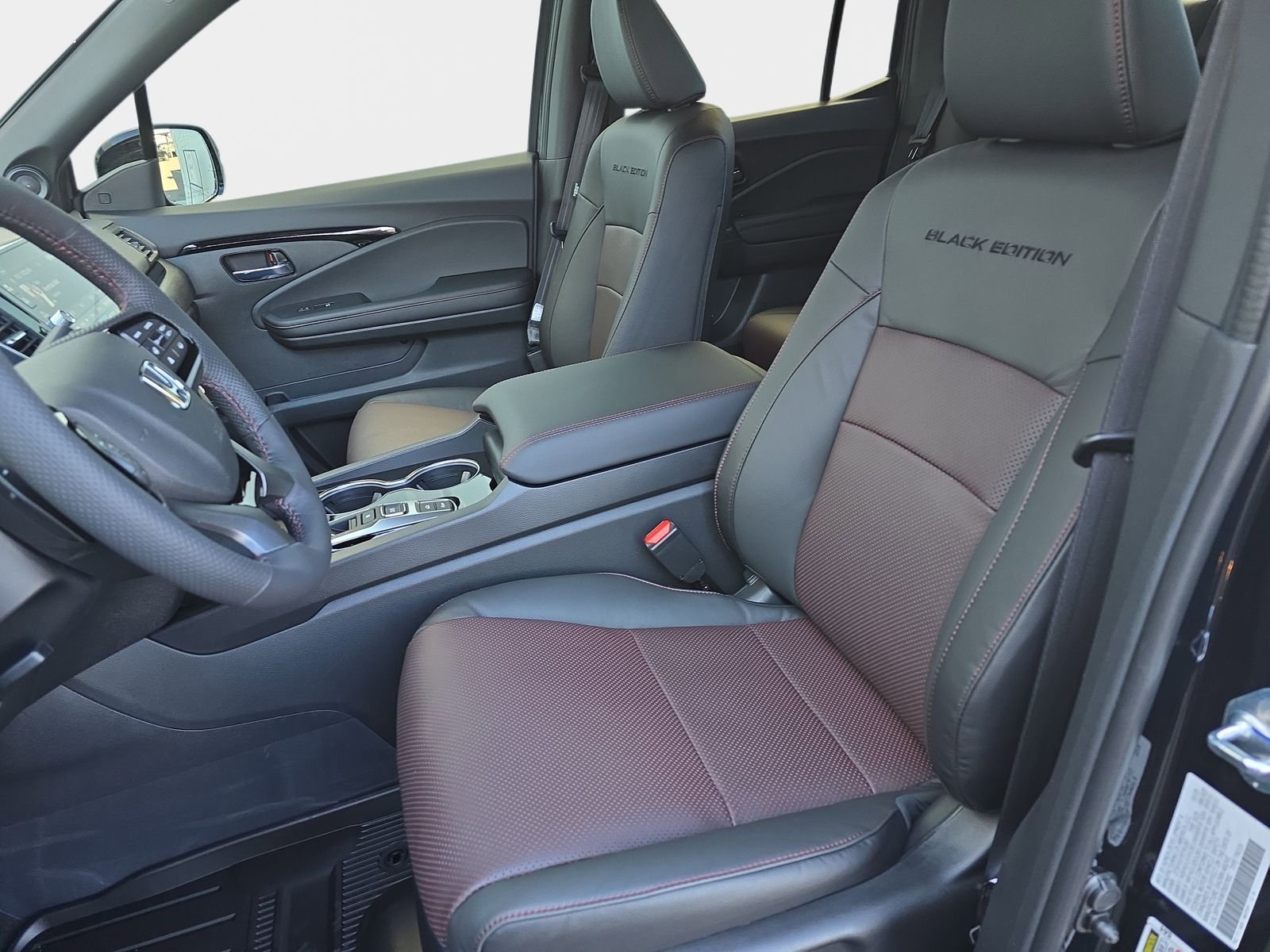 2026 Honda Ridgeline Black Edition - Photo 16