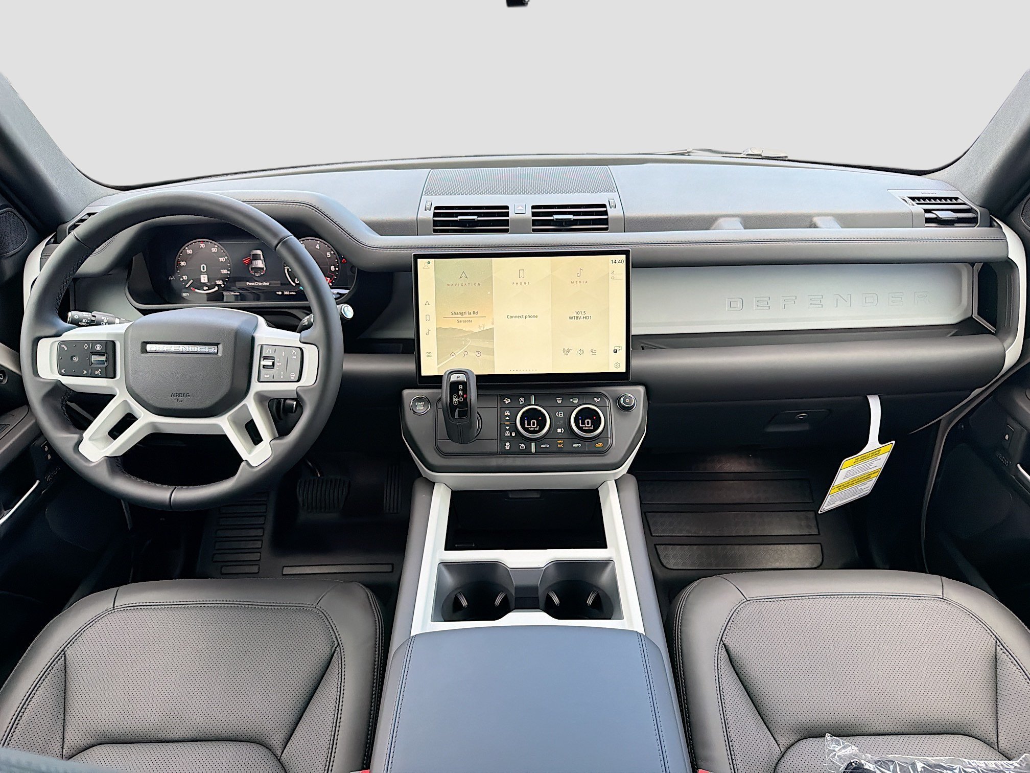New 2026 Borasco Grey LAND ROVER X-Dynamic SE image 16