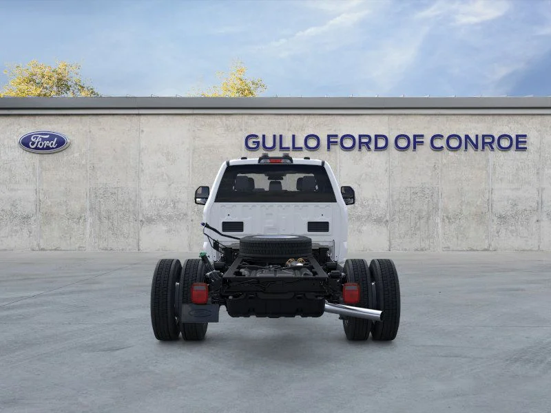New 2026 Oxford White Ford F-450® XL image 5