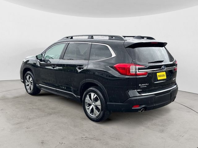 Certified Used 2025 Crystal Black Silica Subaru Premium image 3