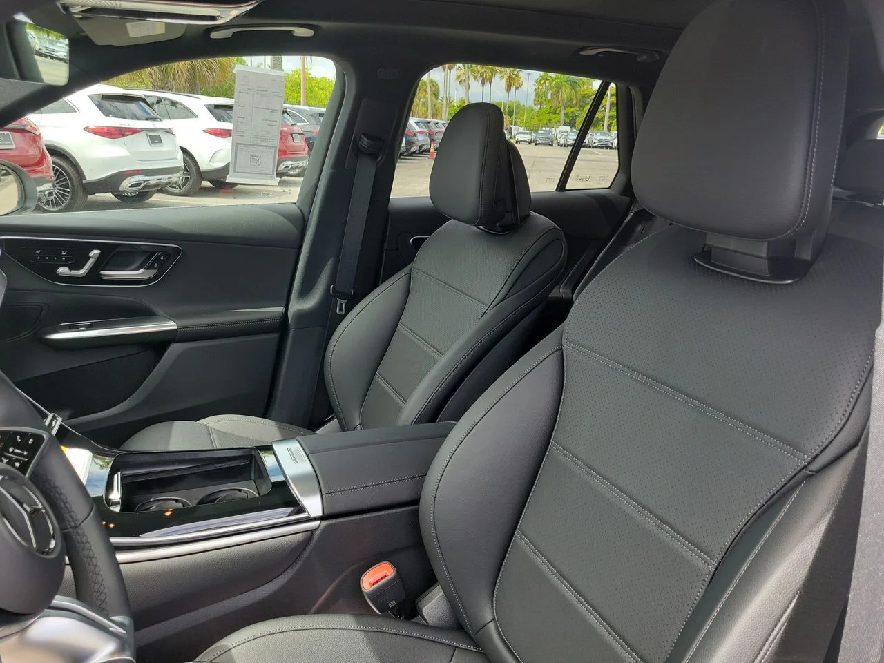 New 2026 Polar White Mercedes-Benz GLC 300 image 20