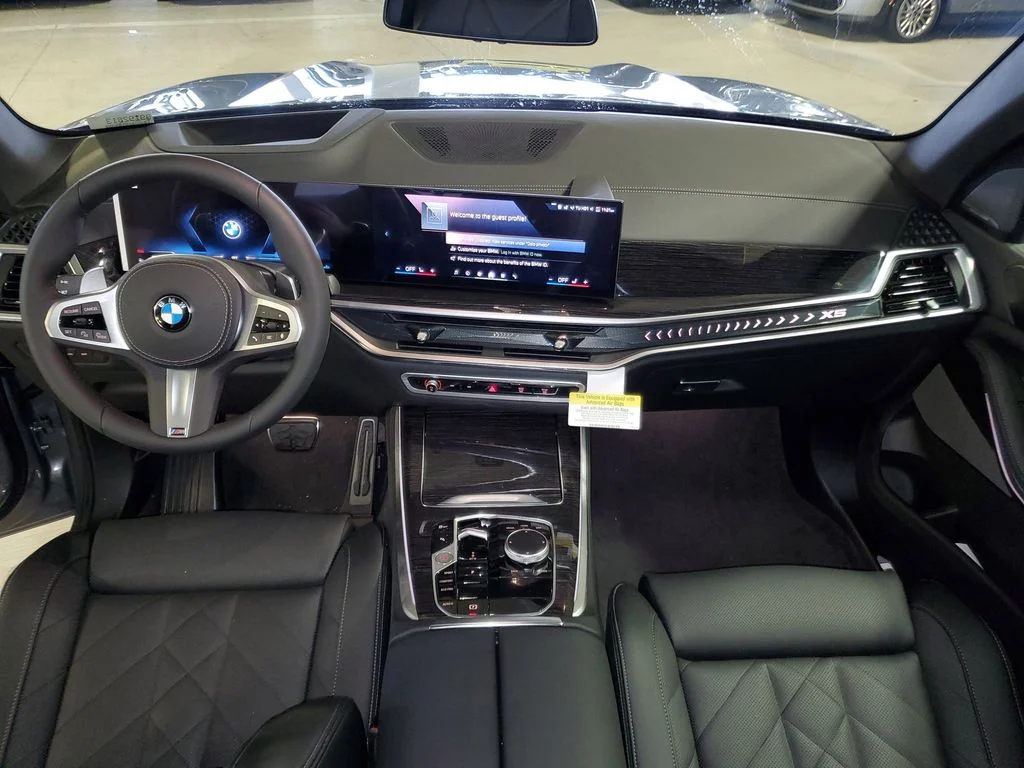 Used 2026 Gray BMW sDrive40i image 13