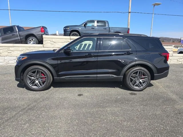 New 2026 Agate Black Metallic Ford ST image 2