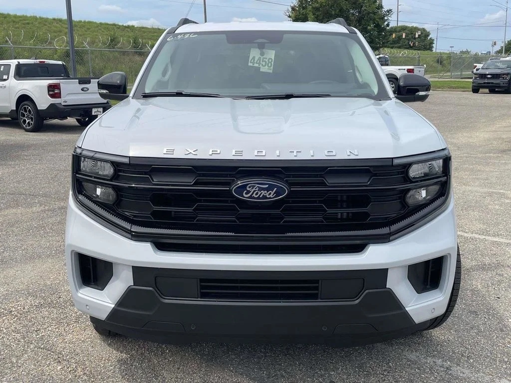 New 2026 Silver Ford Active image 8