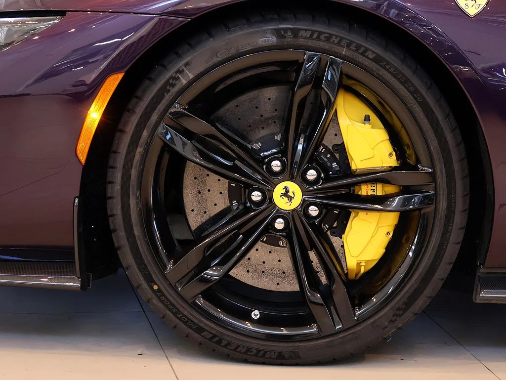 Certified Used 2025 Viola Hong Kong Ferrari  image 59