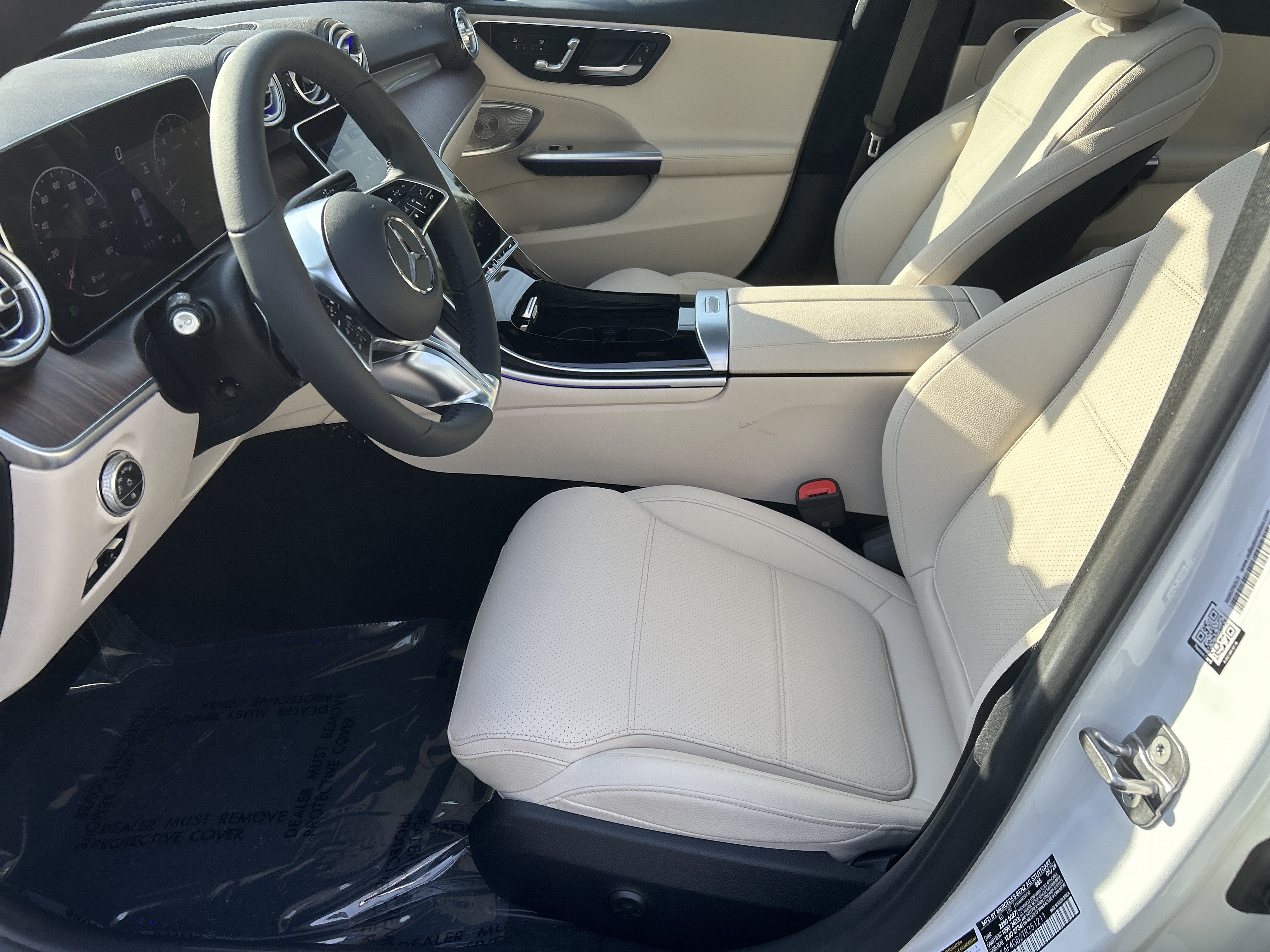 New 2026 MANUFAKTUR Moonlight White Metallic Mercedes-Benz C 300 Sedan image 20