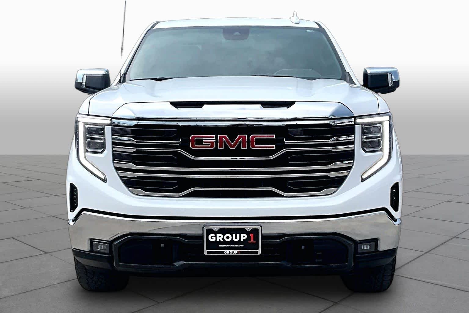 Used 2026 Summit White GMC SLT image 4