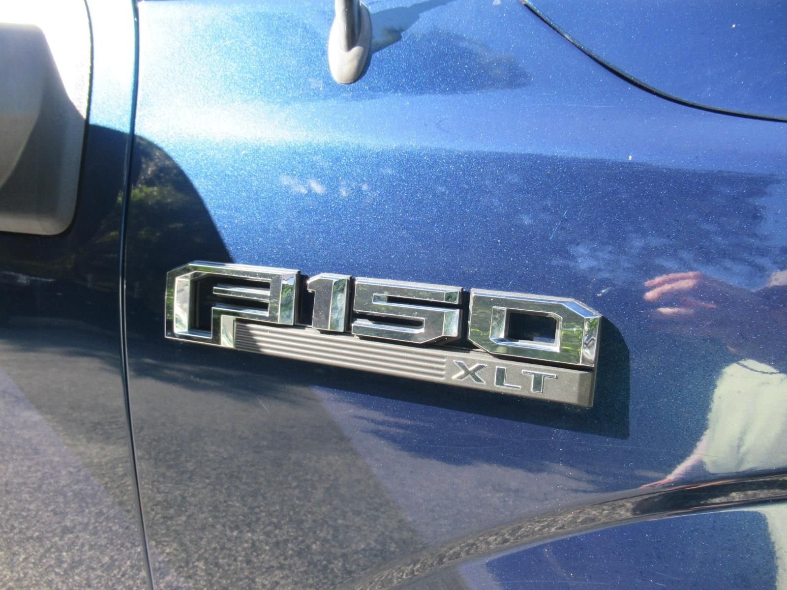 Used 2018 Blue Ford XLT image 33