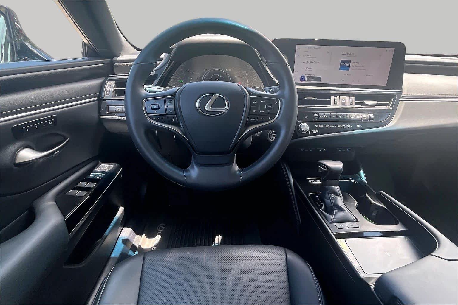 Certified Used 2025 Iridium Lexus  image 5