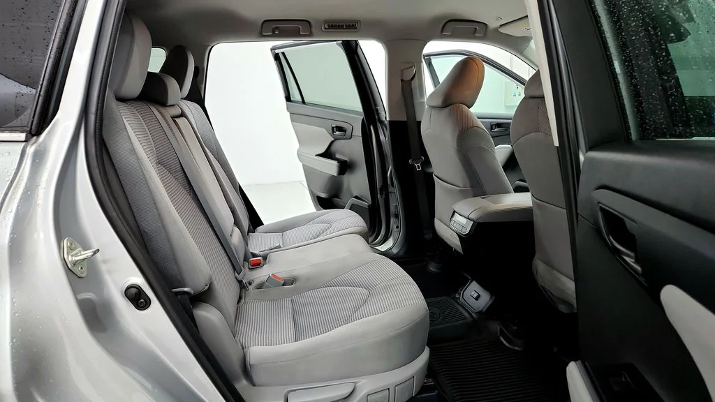 Used 2023 Silver Toyota LE image 18