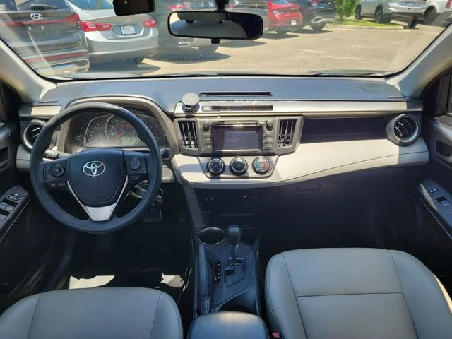 Used 2014 Gray Toyota LE image 11