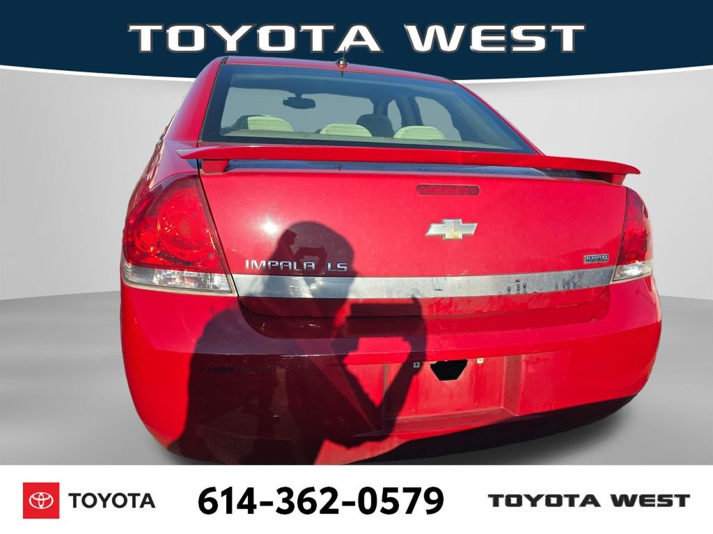 Used 2008 Red Chevrolet LS image 7