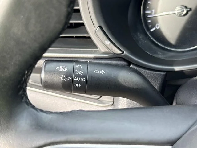 Used 2024 White Mazda 2.5 S Select Sport image 38