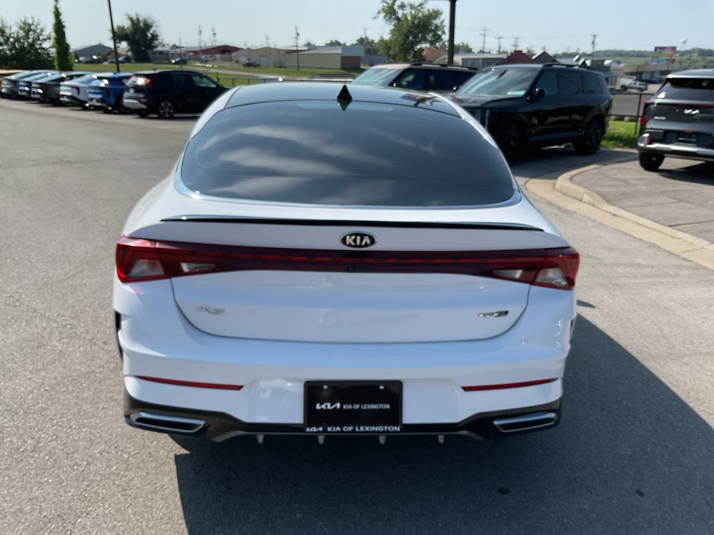 Used 2021 Glacial White Pearl Kia GT-Line image 9