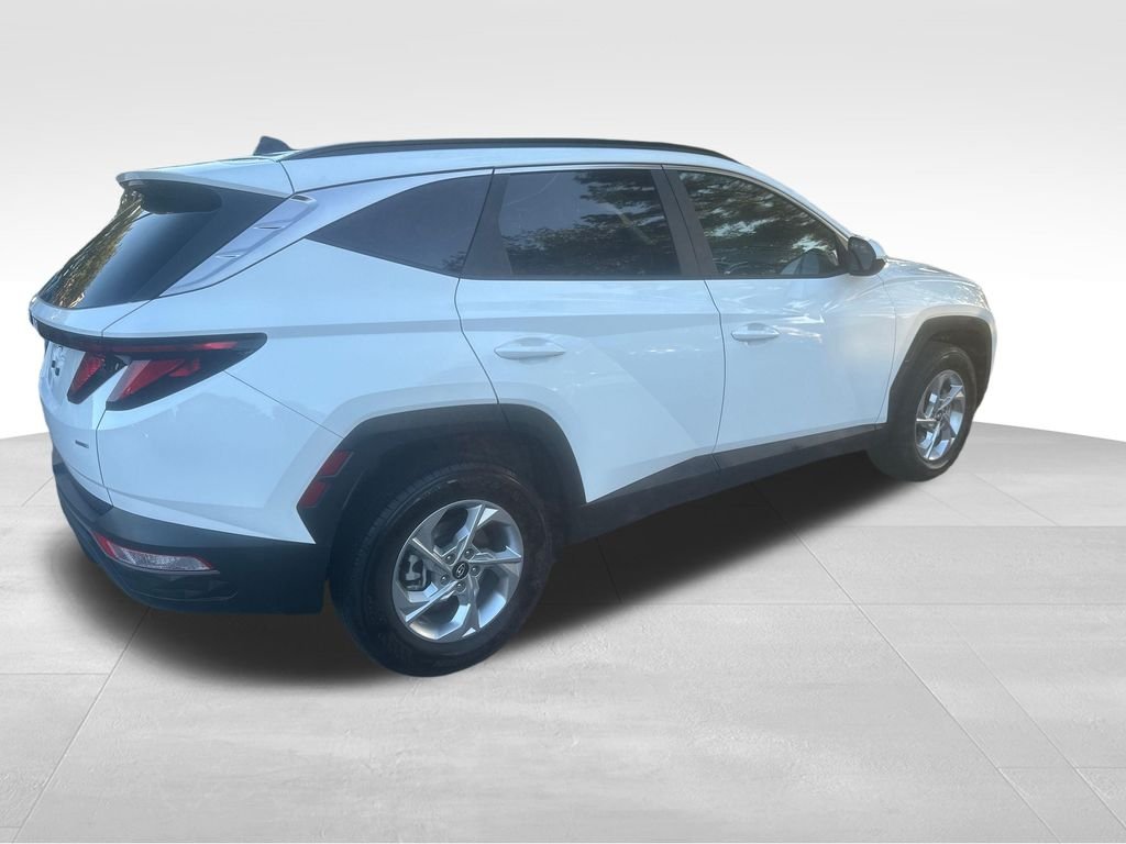 Used 2024 White Hyundai SEL image 24