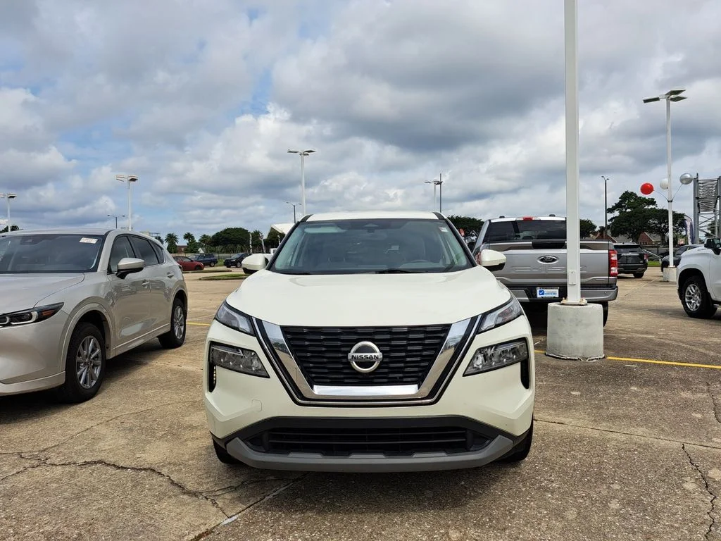 Used 2021 Nissan Rogue SV with VIN JN8AT3BA6MW017525 for sale in New Orleans, LA