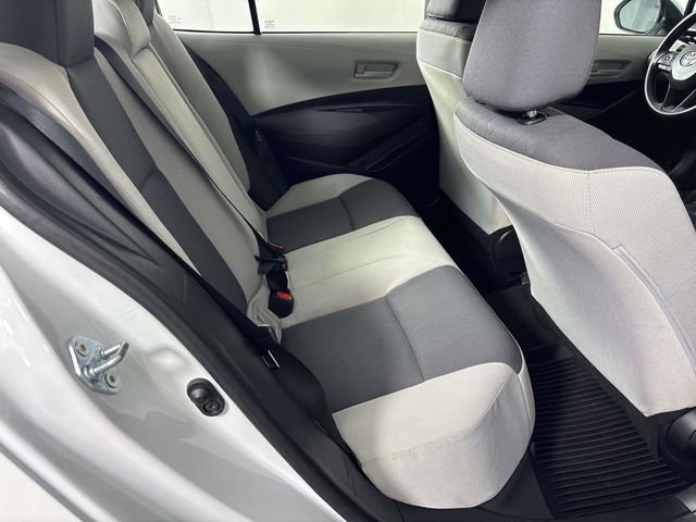 Used 2025 White Toyota LE image 10